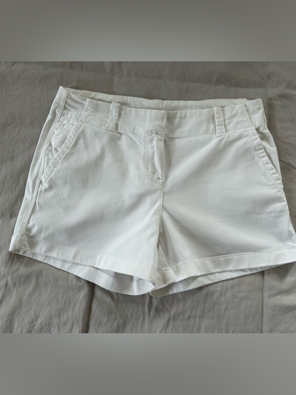 Vineyard Vines Classic White Shorts